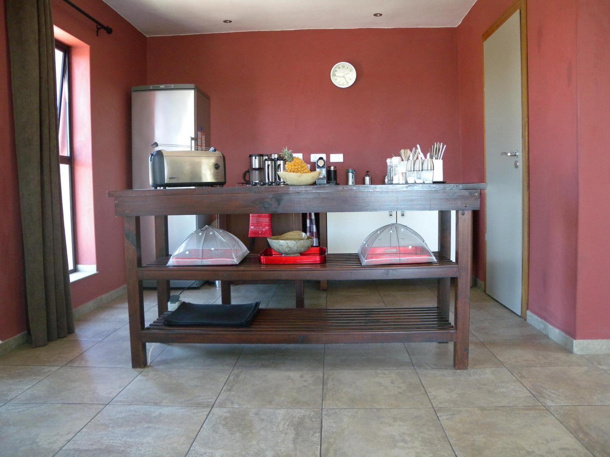 Capetown 4U Guesthouse โบลแบร์กสตรานด์ ภายนอก รูปภาพ